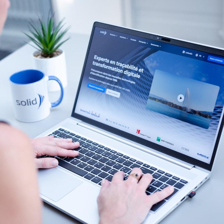 Android app development interface